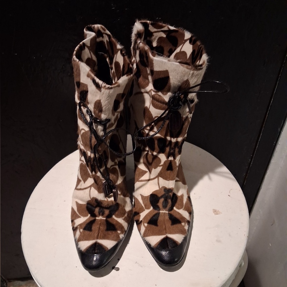 Women’s Brown Patterned Ankle Boots - Lace Detail
